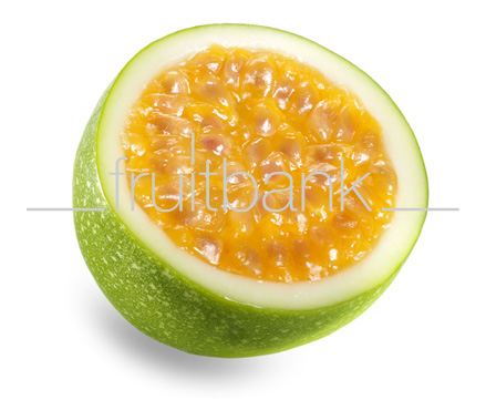 Fruitbank Foto: Maracuja geöffnet HK028002
